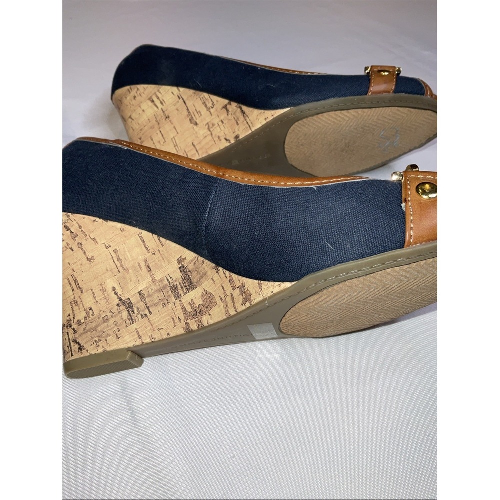 Tommy Hilfiger Tawnisha Peep Toe Horsebit Cork Wedge Heel Sz 6.5 Preppy Nautical - Picture 7 of 8
